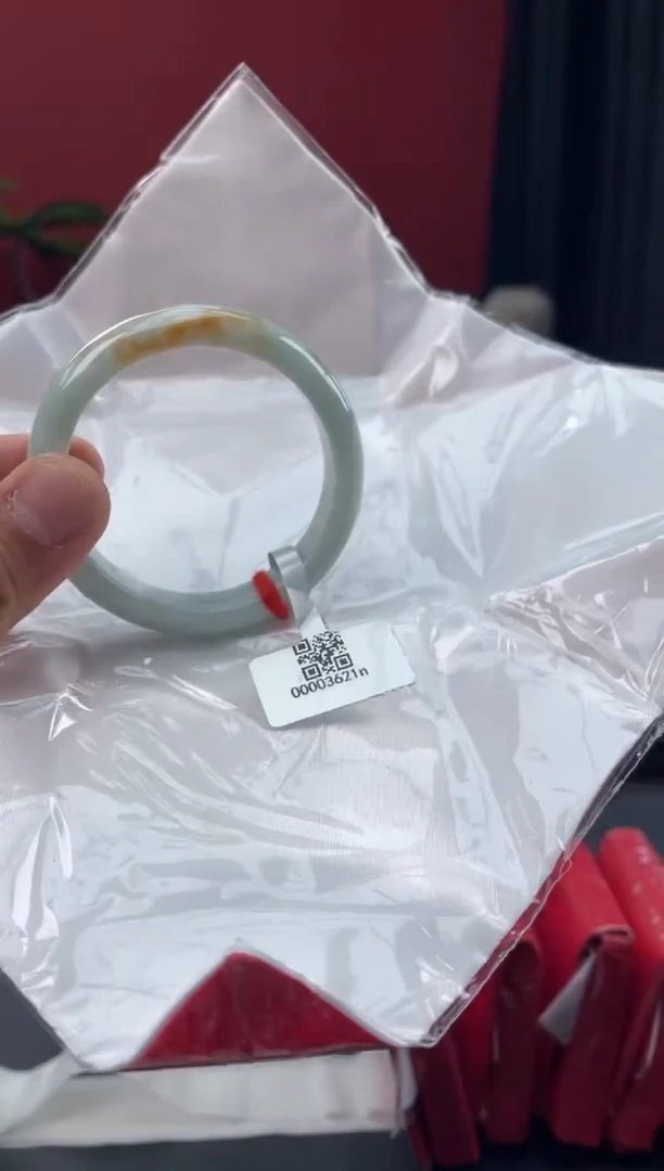 未镶嵌手镯翡翠7