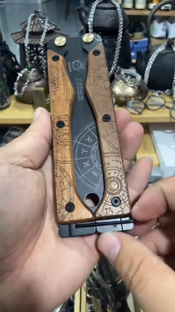 瓷片闪购商品  如图所示