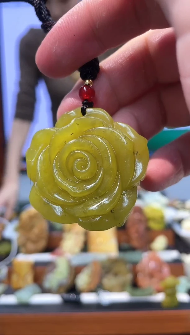 【闪购商品】岫玉吊坠未镶嵌多样性发货*拍一发一