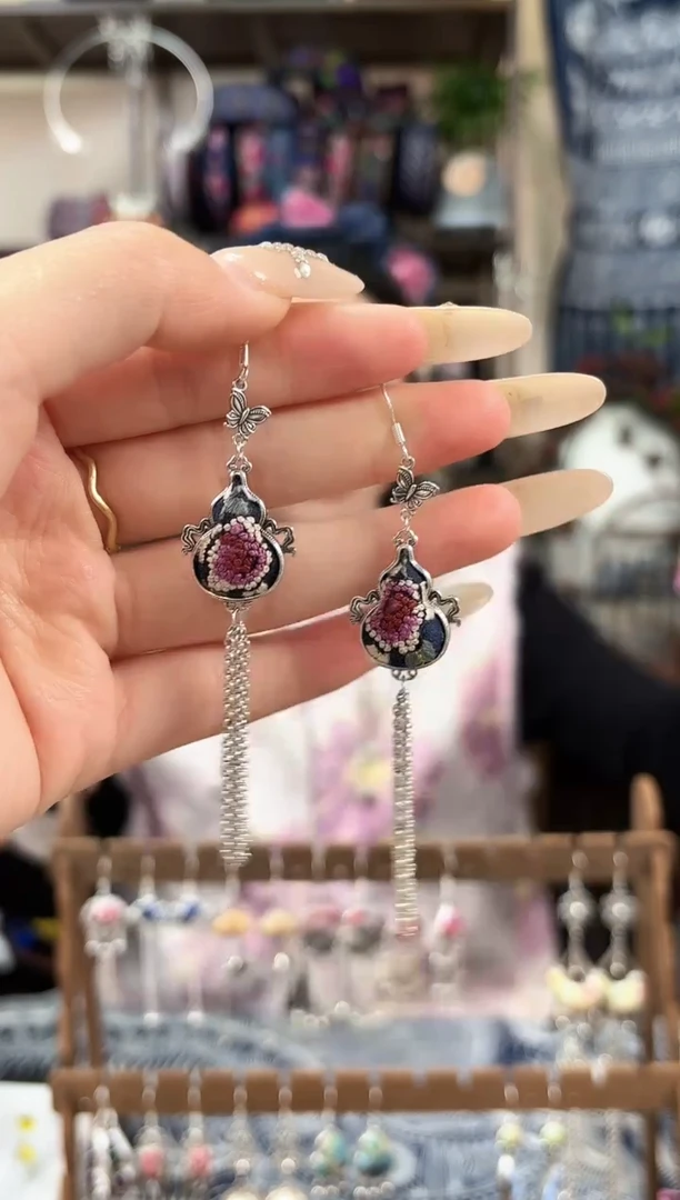 织绣民族风非遗老绣苗银饰品377