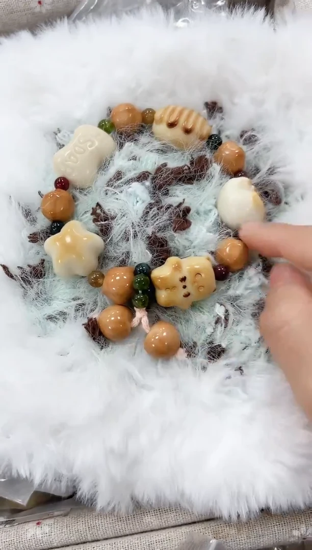 吊坠菩提根/象牙果全家福  GZA134