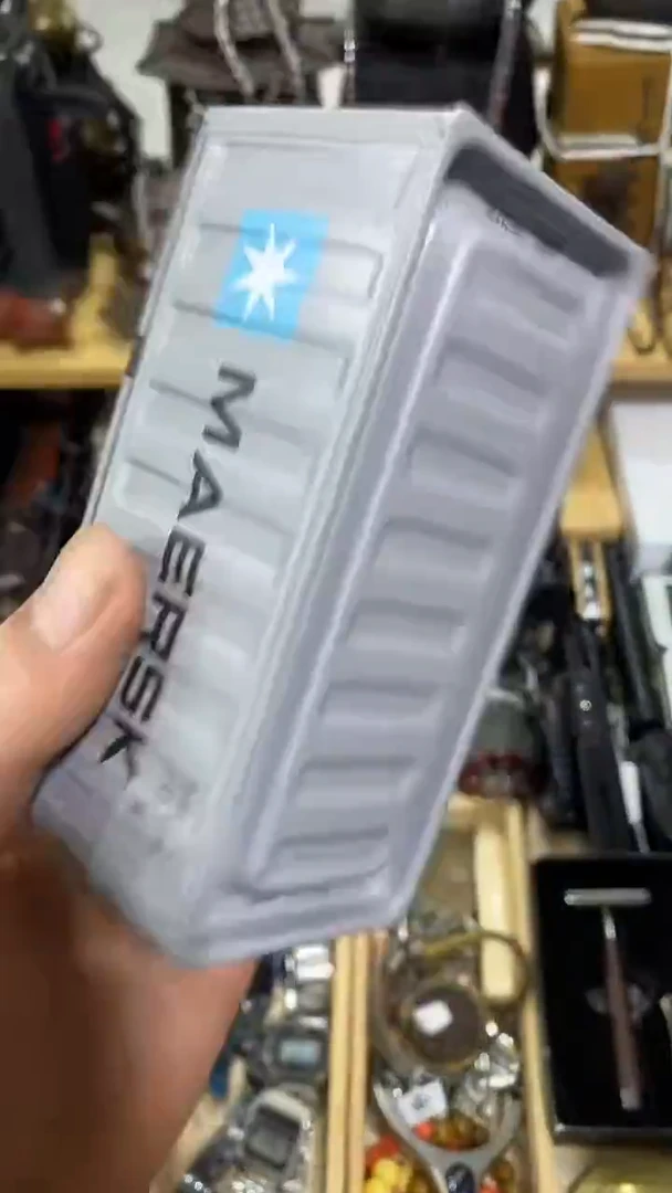瓷片闪购商品  如图所示