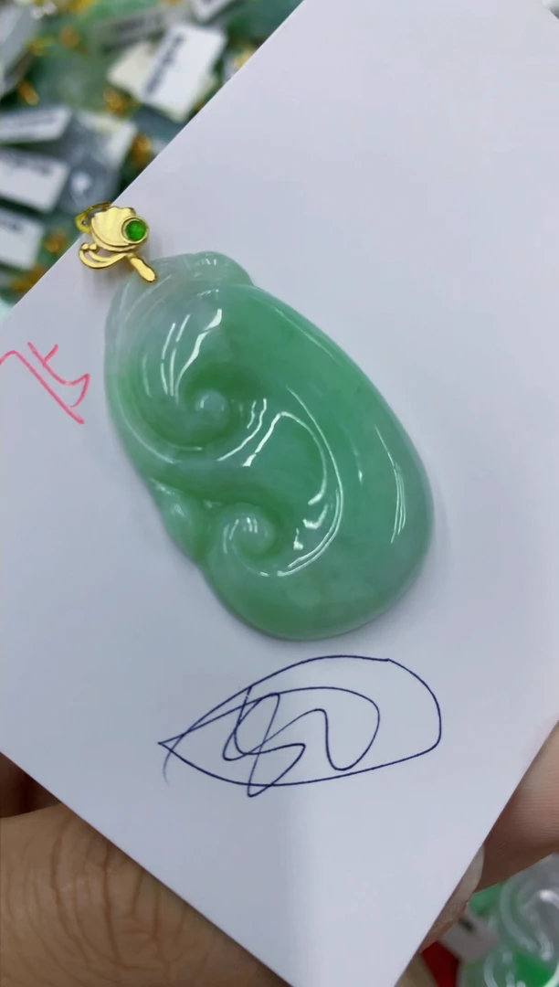 颈饰未镶嵌翡翠111111111111