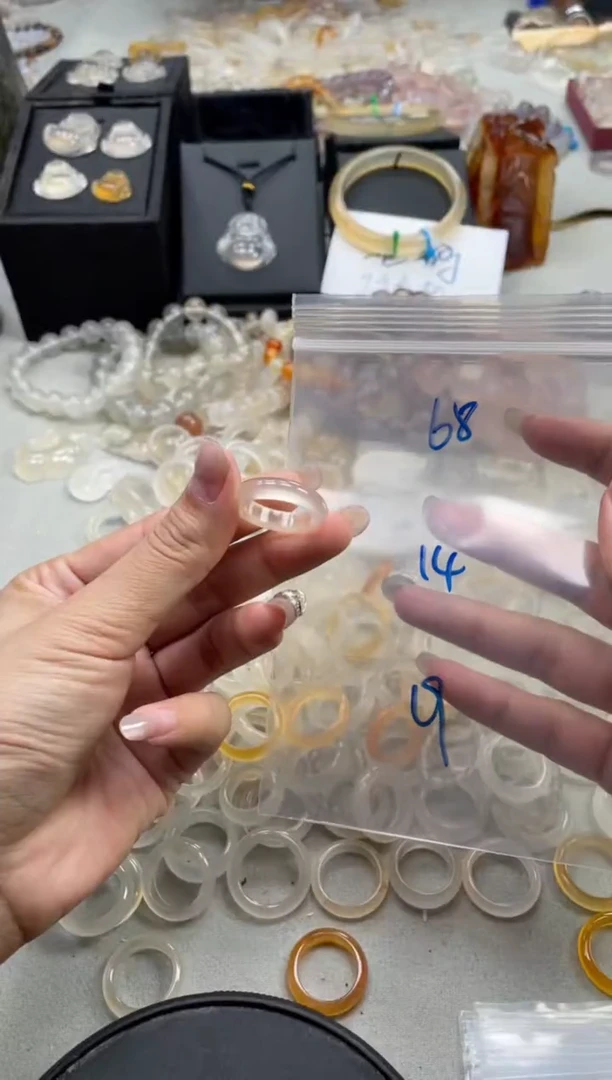 未镶嵌戒指玛瑙/玉髓68