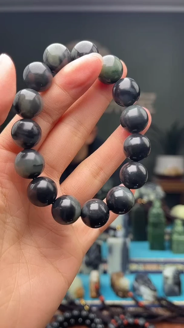 未镶嵌和田玉挂件1