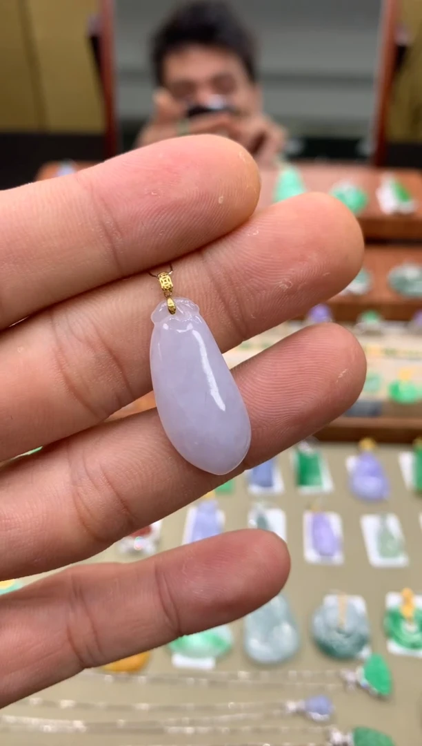 吊坠(不含链)18K金镶嵌翡翠福瓜