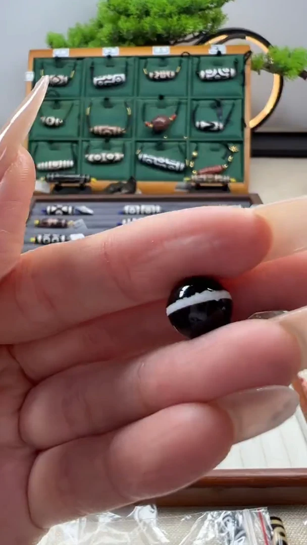 玛瑙/玉髓（覆膜）颈饰未镶嵌96.（微瑕随机发货）