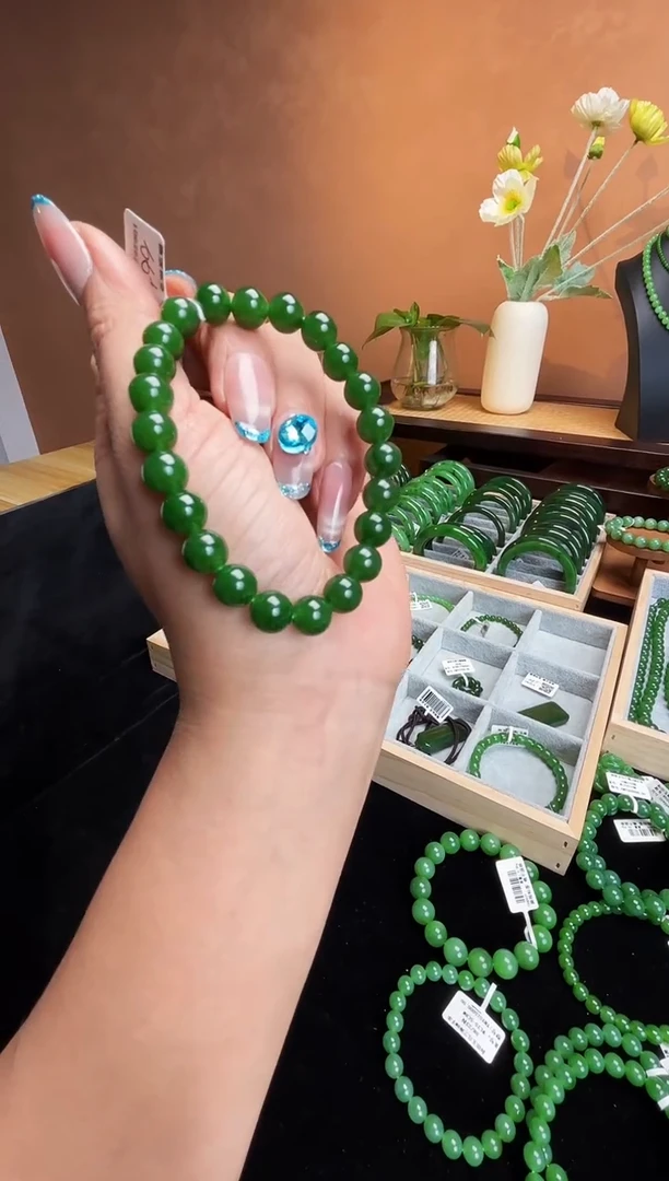 未镶嵌手串和田玉卡8碧玉菠菜绿圆珠 多样性发一