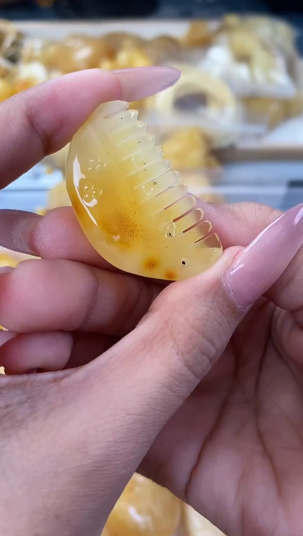 未镶嵌琥珀裸石天然琥珀蜜蜡