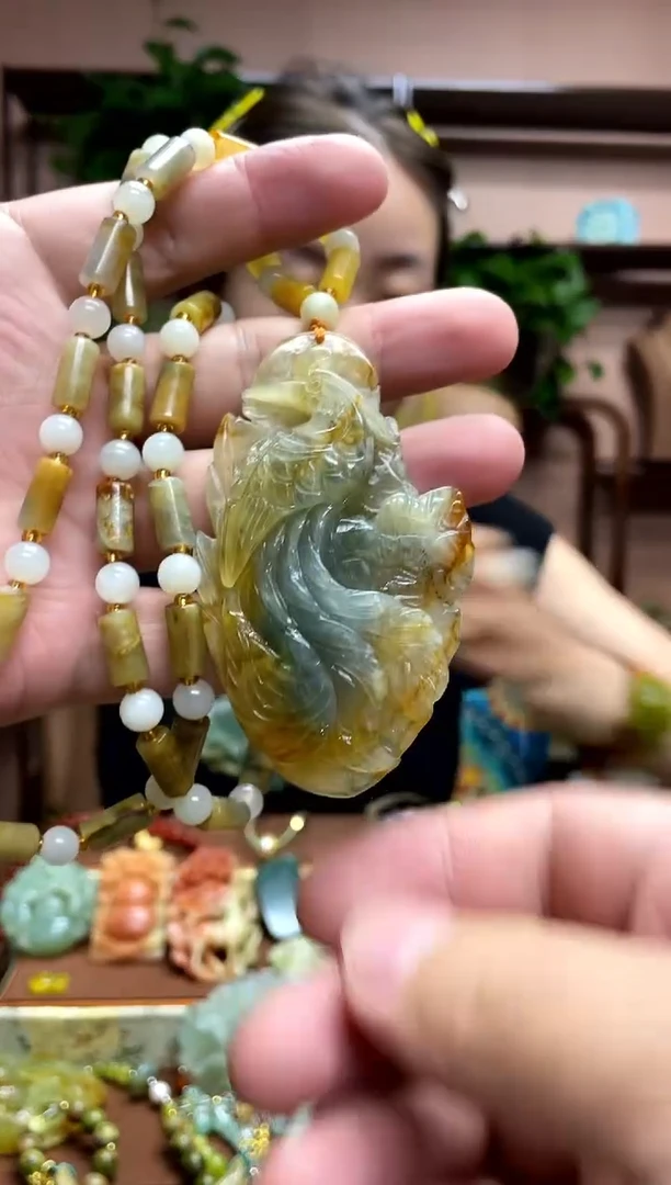 未镶嵌岫玉吊坠·