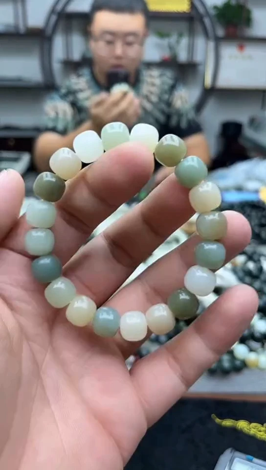 未镶嵌手链和田玉新疆且末多宝11