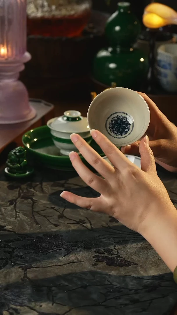 瓷片瓷唐里