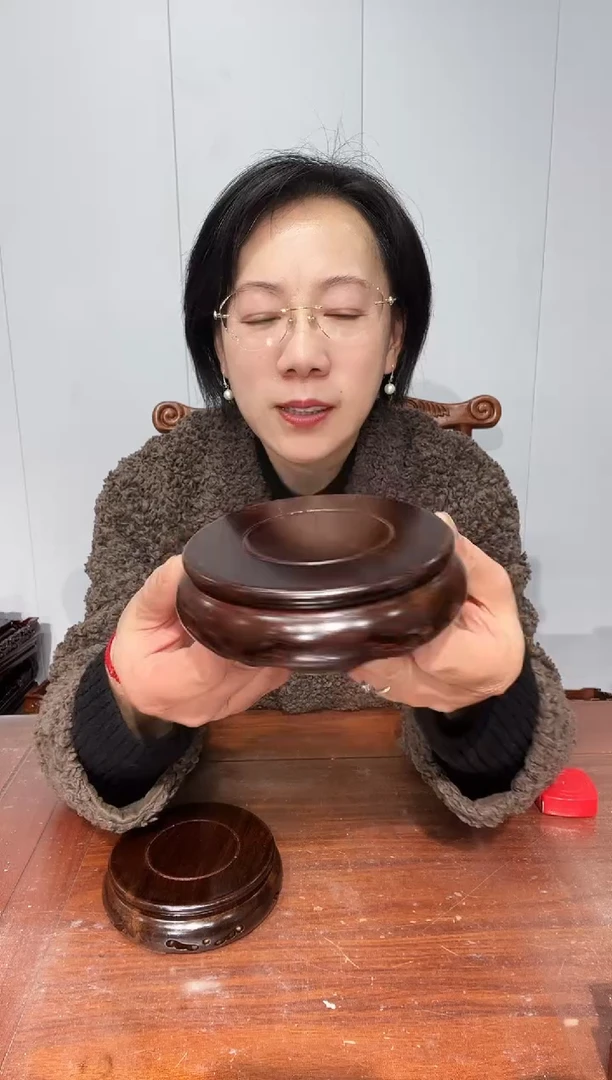 木老花11*12.5*3.8黑圆 两个