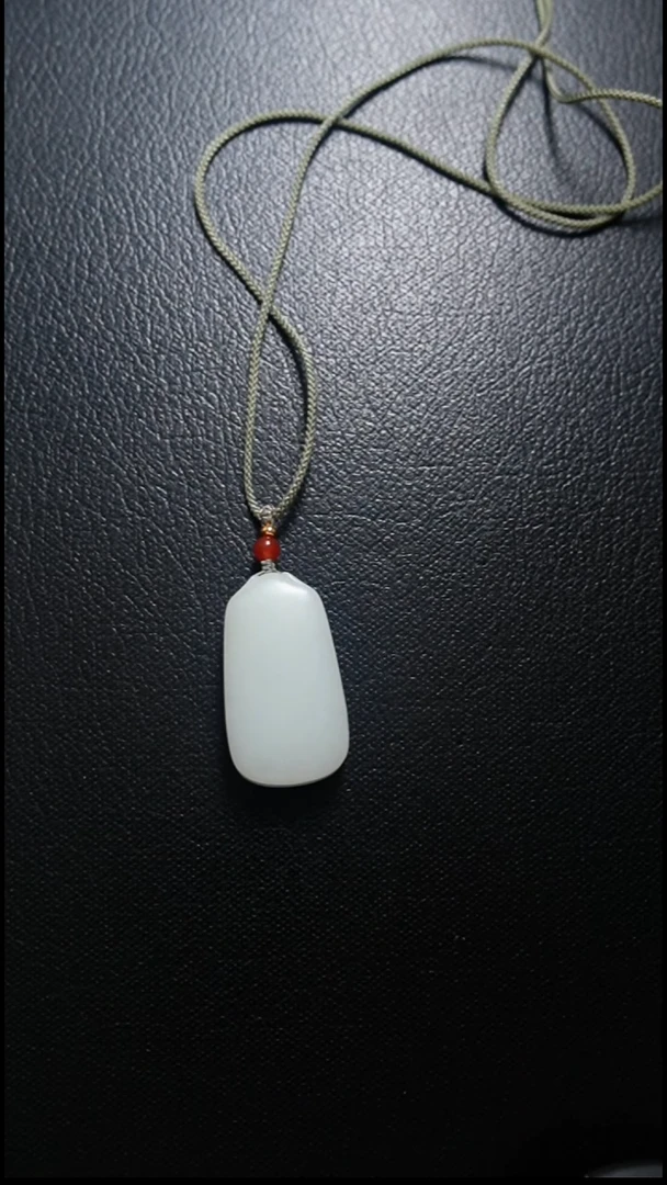 颈饰未镶嵌和田玉无事牌