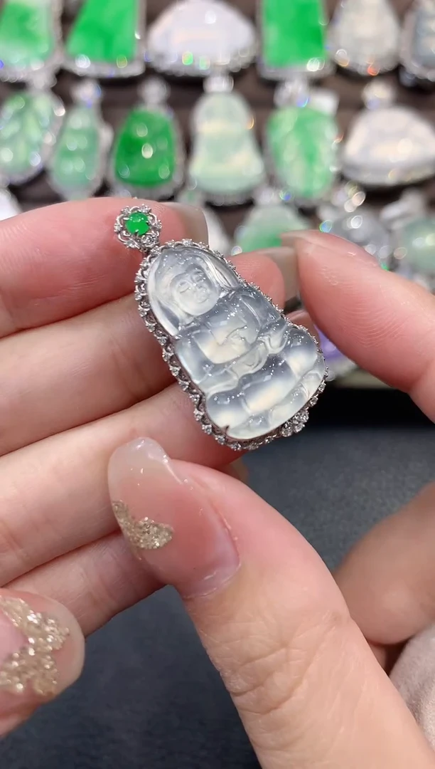 吊坠(不含链)18K金镶嵌翡翠D15