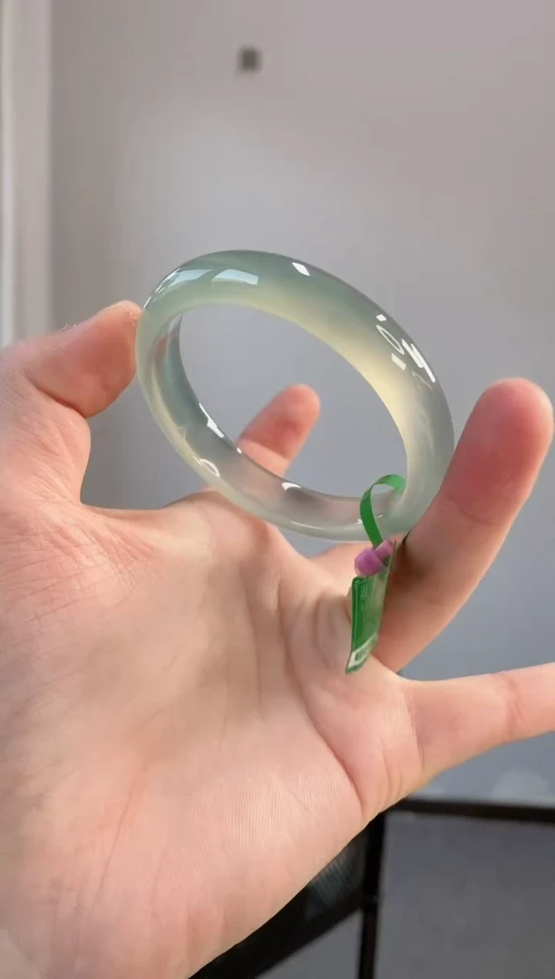 【闪购商品】玛瑙/玉髓手镯未镶嵌54圈