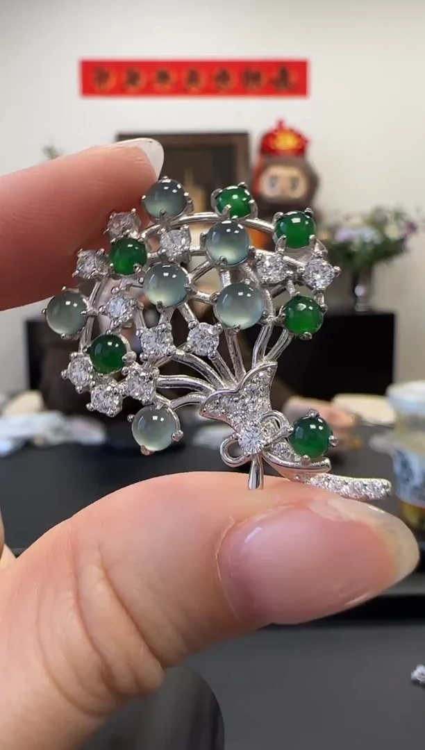 【闪购商品】翡翠吊坠(不含链)银S925镶嵌没有鉴赏期