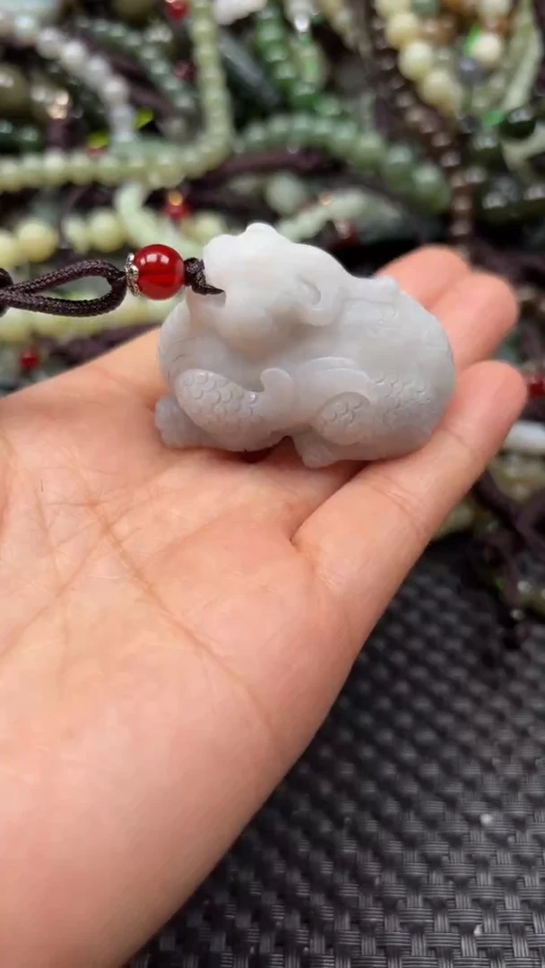 【闪购商品】和田玉颈饰未镶嵌.