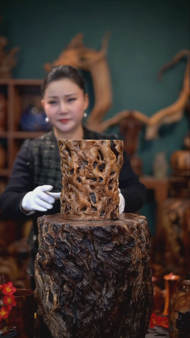 【闪购商品】枣木雷击枣木笔筒