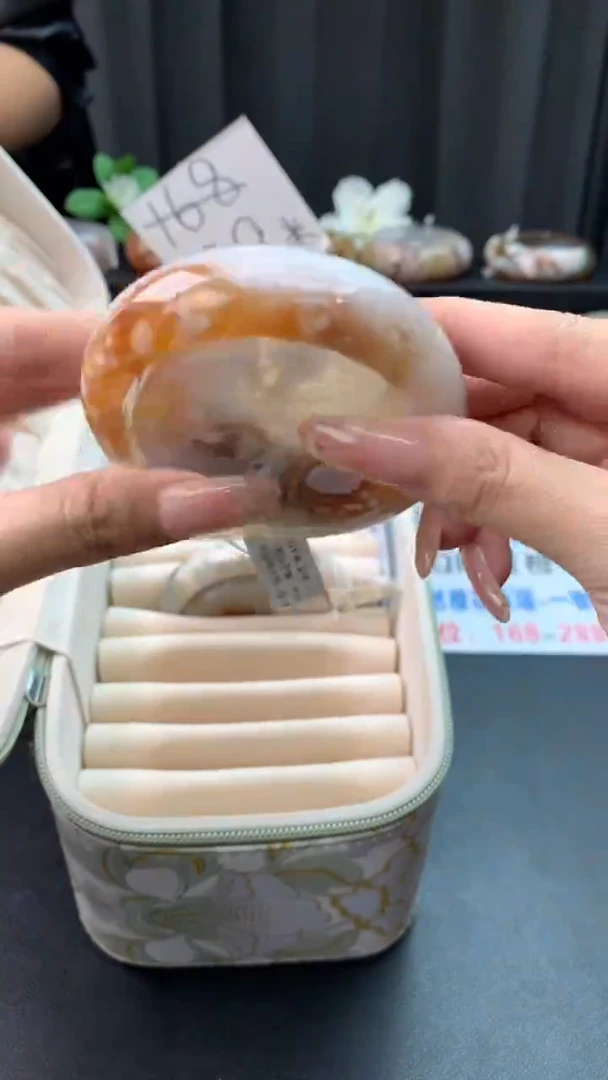 未镶嵌手镯石英质玉（60圈口）赠送镯心