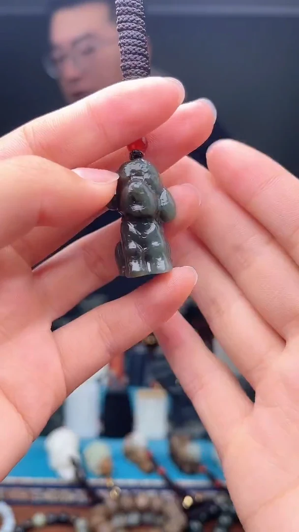 未镶嵌和田玉挂件1