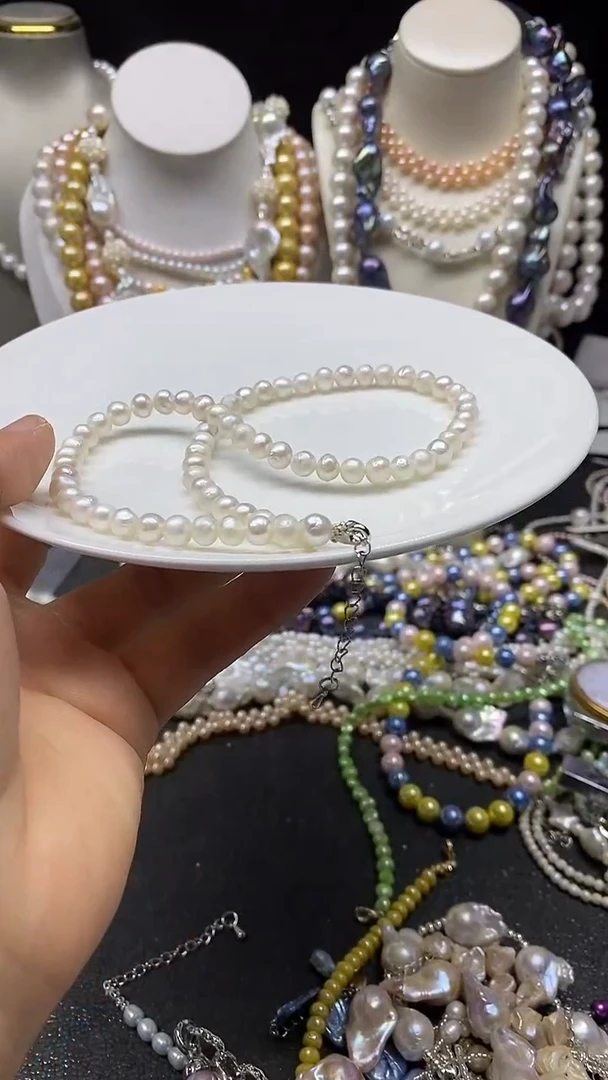 颈饰未镶嵌淡水珍珠多人