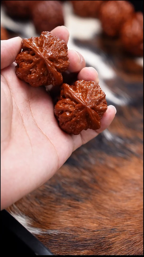 把件文玩核桃-16号回血文玩核桃大粗筋