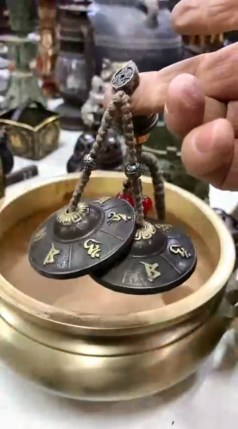 【闪购商品】一物一拍编号藏碰铃