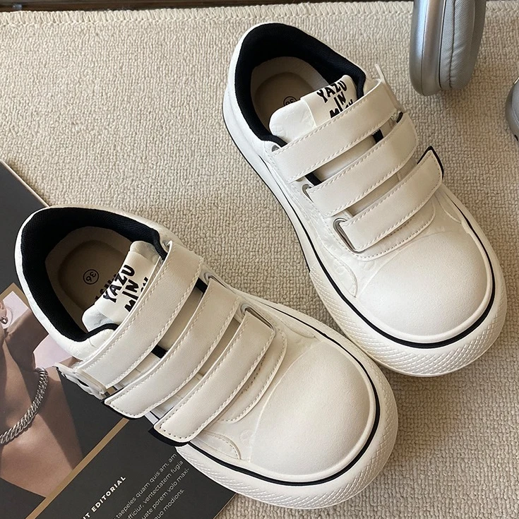 丑萌大头皮面板鞋女2025秋新款宽头软底学生小白鞋百搭舒适休闲鞋