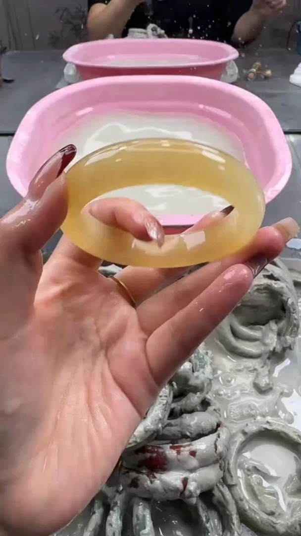 未镶嵌手镯石英质玉5