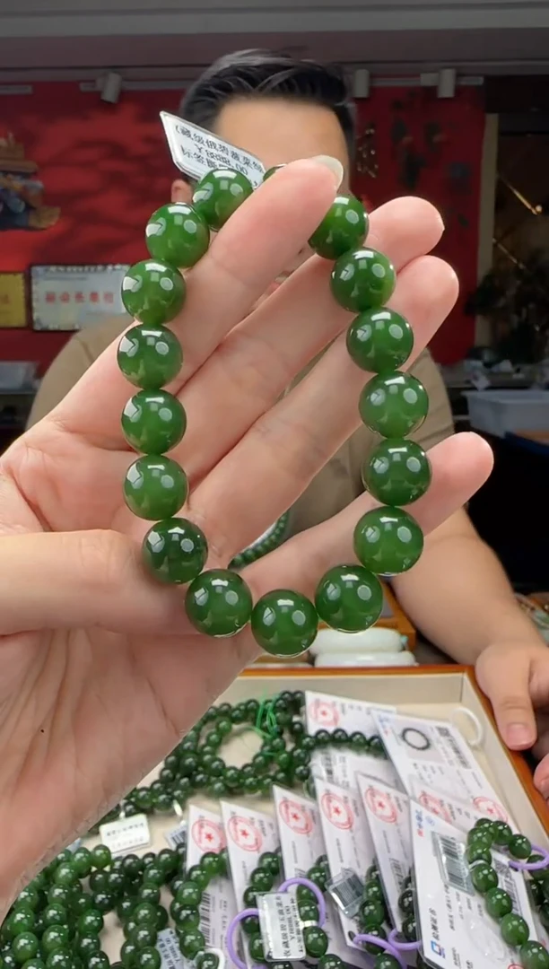 手串未镶嵌和田玉碧玉菠菜绿单圈手串
