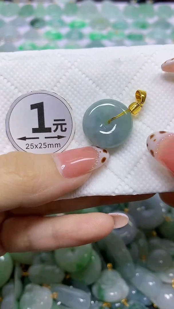 颈饰未镶嵌翡翠天然翡翠A货