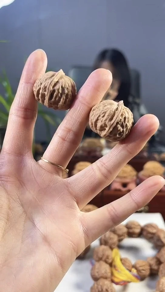 把件文玩核桃45号小元宝手捻