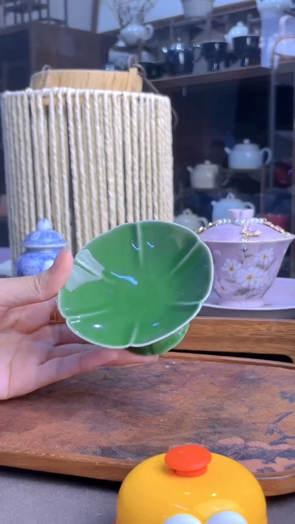 郎窑绿风清高足盖置