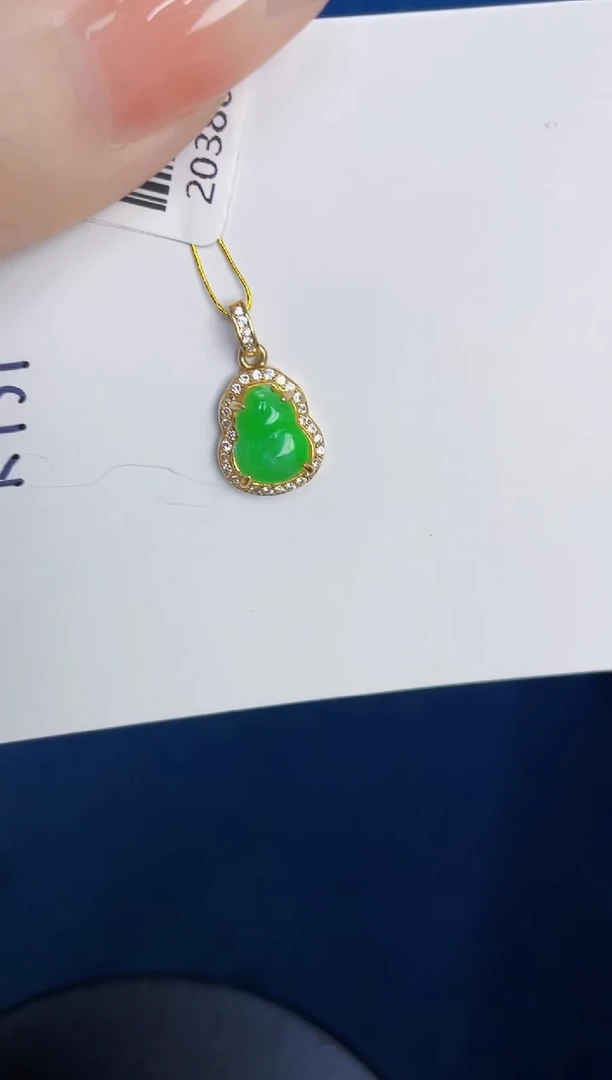 颈饰未镶嵌翡翠缅甸天然翡翠A货