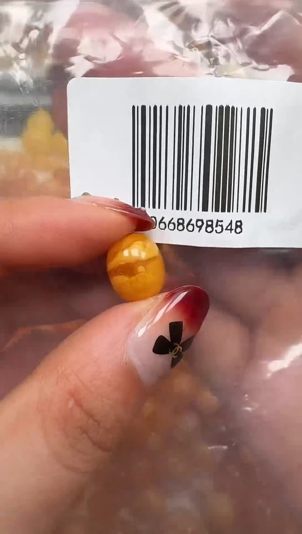 裸石琥珀未镶嵌如图