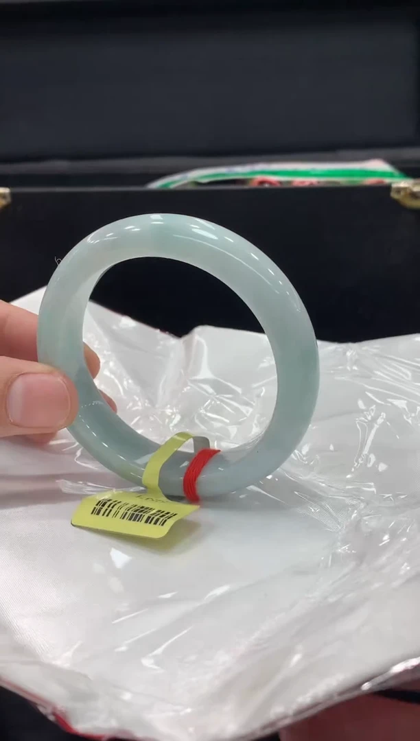 未镶嵌手镯翡翠翡翠手镯