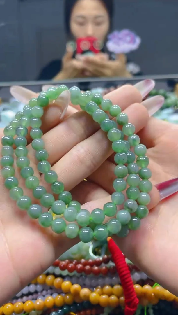 颈饰未镶嵌翡翠5MM/S/翡翠A货，一件也是批发价
