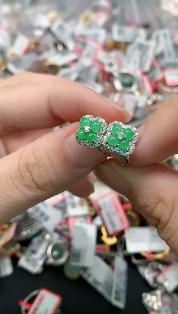 翡翠戒指银S925镶嵌缅甸天然翡翠