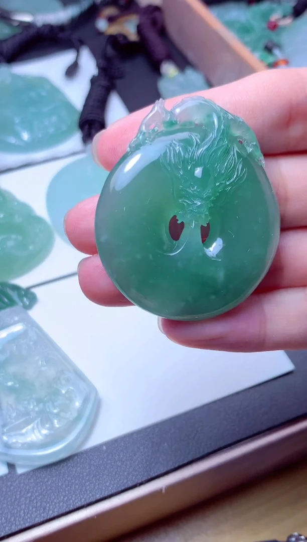 颈饰未镶嵌翡翠天然A货翡翠