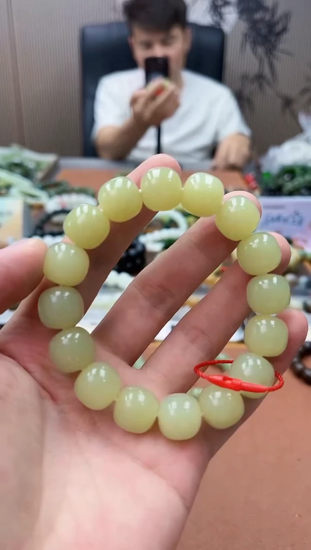 手串未镶嵌和田玉新疆若羌黄口14