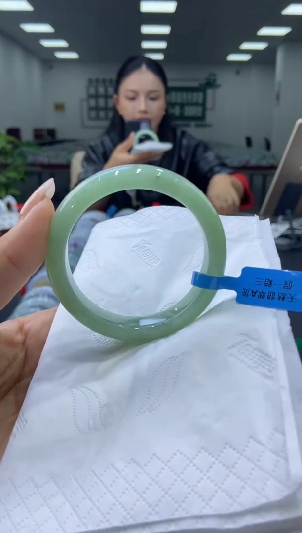 未镶嵌手镯翡翠0000530
