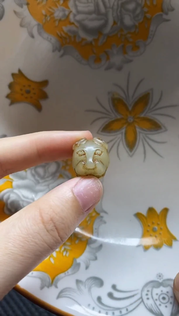 瓷片瓷片 瓷器  摆件 1个