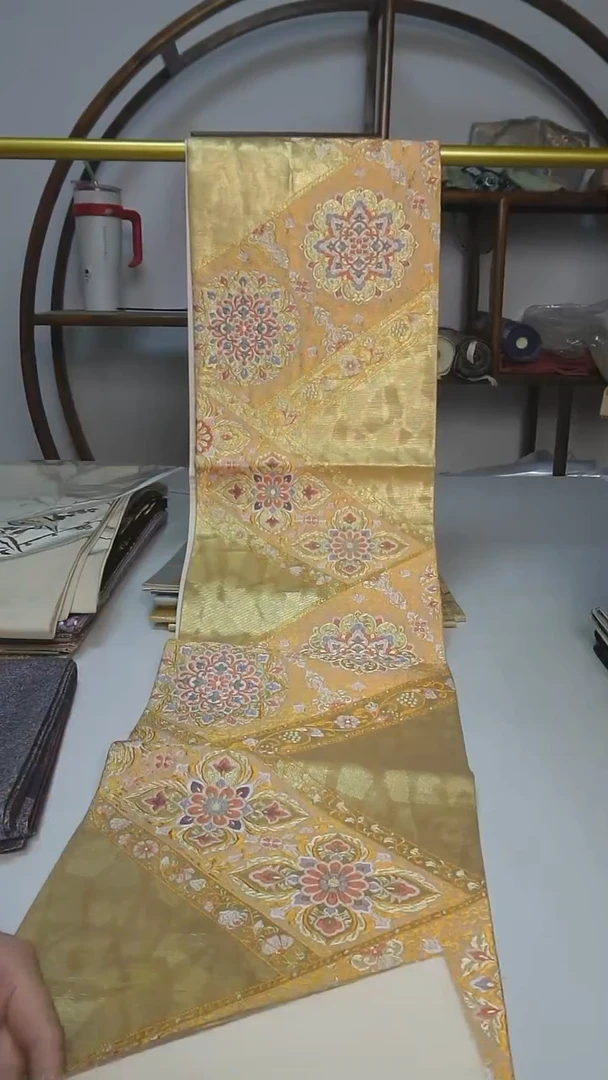 织绣73西阵织六通宝相花