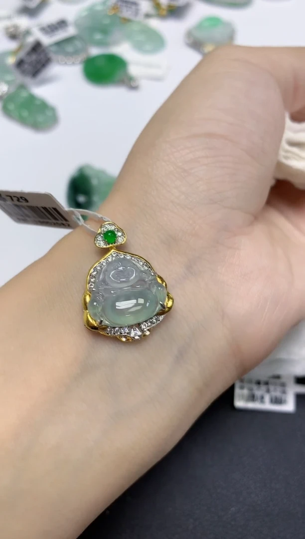 颈饰未镶嵌翡翠天然缅甸翡翠A货多样性发一件