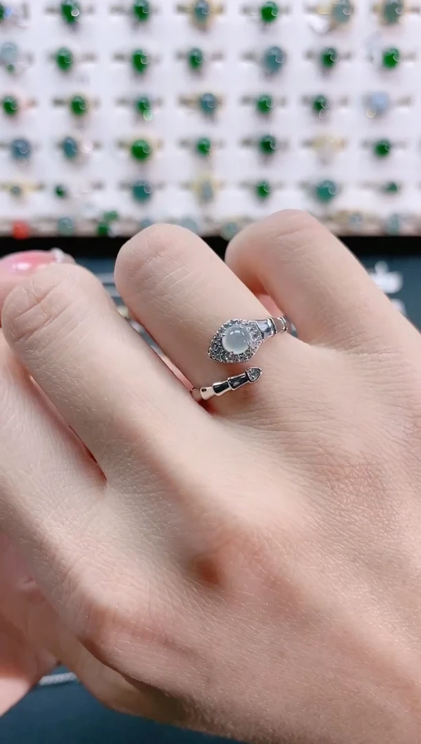 【闪购商品】翡翠戒指银S925镶嵌天然翡翠