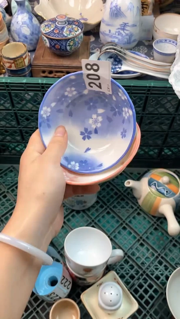瓷片暖****乐( ⊙ o ⊙ )( ⊙ o ⊙ )