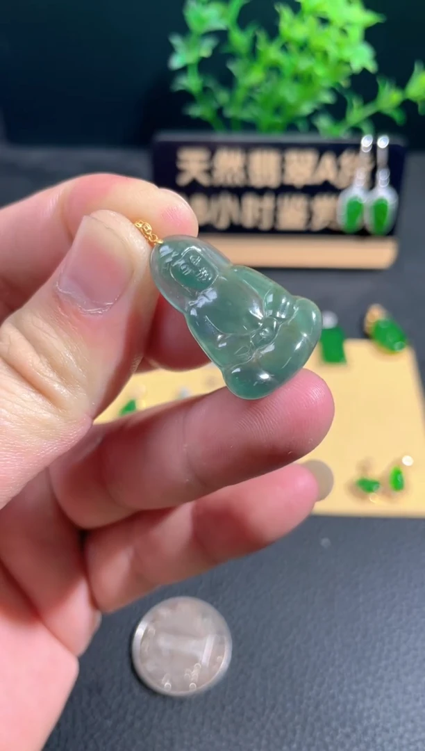 【闪购商品】翡翠颈饰18K金镶嵌翡翠