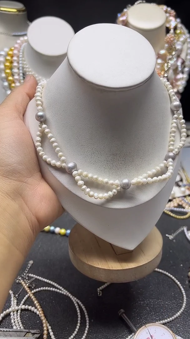 颈饰未镶嵌淡水珍珠多人