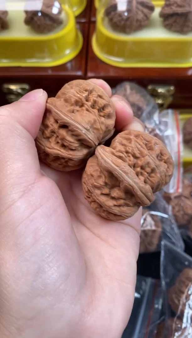 把件文玩核桃元宝41尺s702